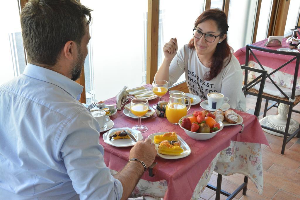 Hotel Galassi Numana Kültér fotó