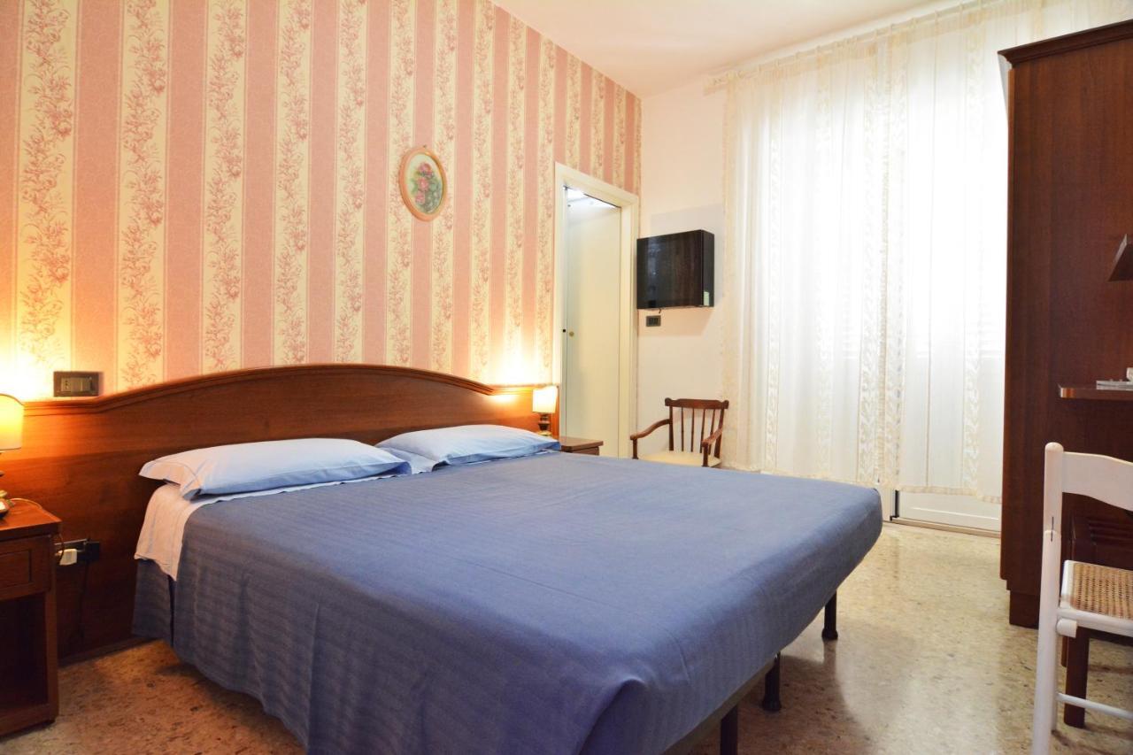 Hotel Galassi Numana Kültér fotó
